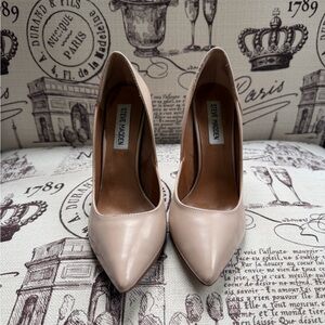 Steve Madden Pallass Pumps